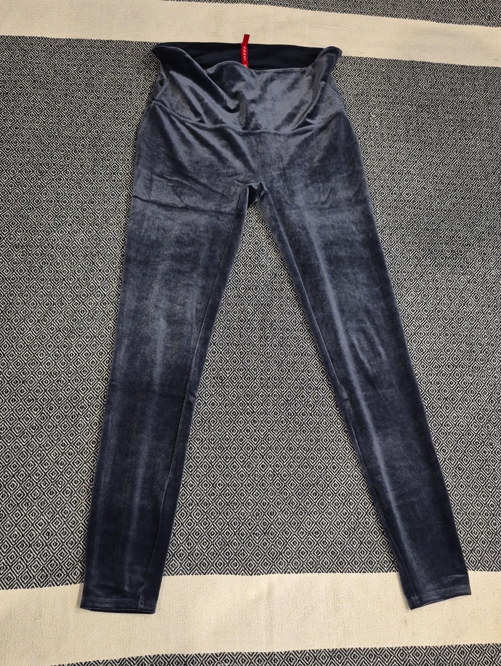 Spanx Women's Velvet Leggings Size X-large